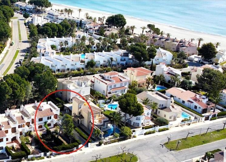 Вилла Chalet A 100M De La Playa De Cristal, Pino Alto Оспиталет-дель-Инфанте Экстерьер фото